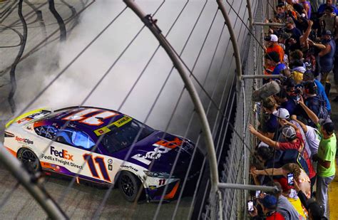 Bristol Cup race results: Denny Hamlin wins .